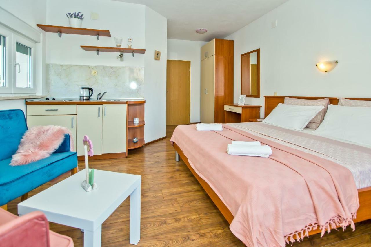 Apartments Bubalo Hvar Town Exterior foto
